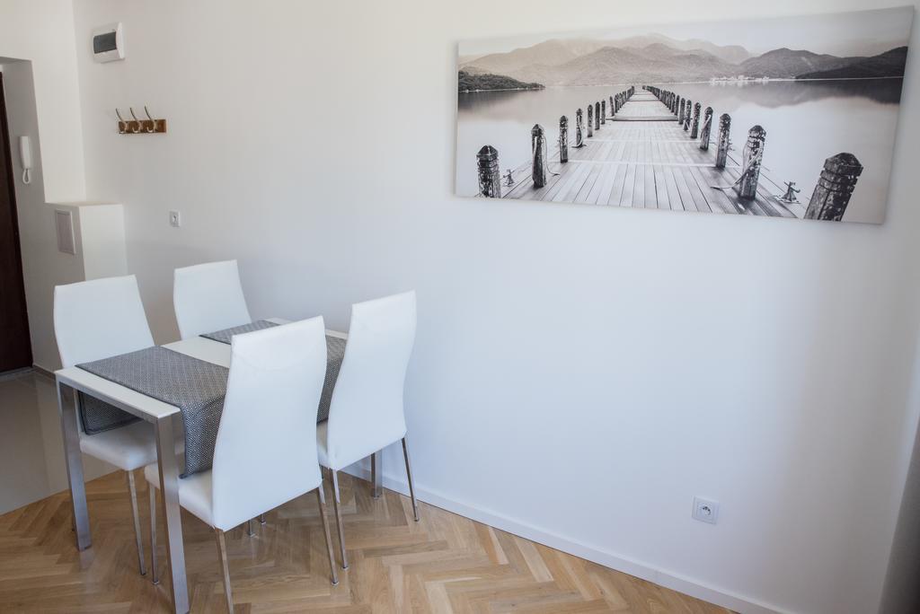 Apartment Nearto Old Town Na Ustroniu Street Krakau Buitenkant foto